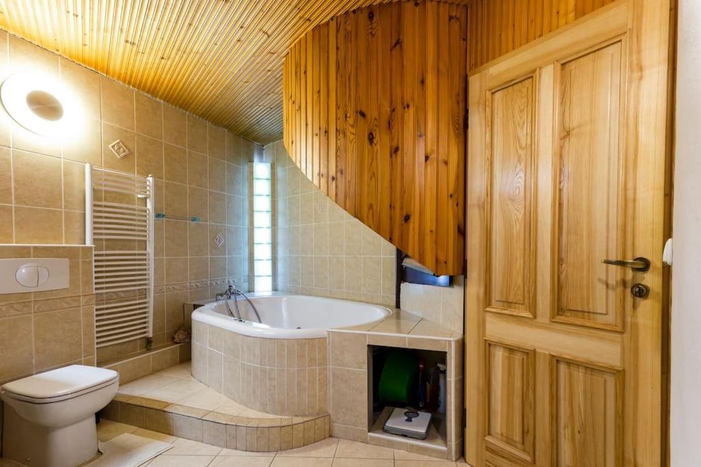 Rooftop 180M2 Loft With Private Sauna, Bratislava Exterior foto